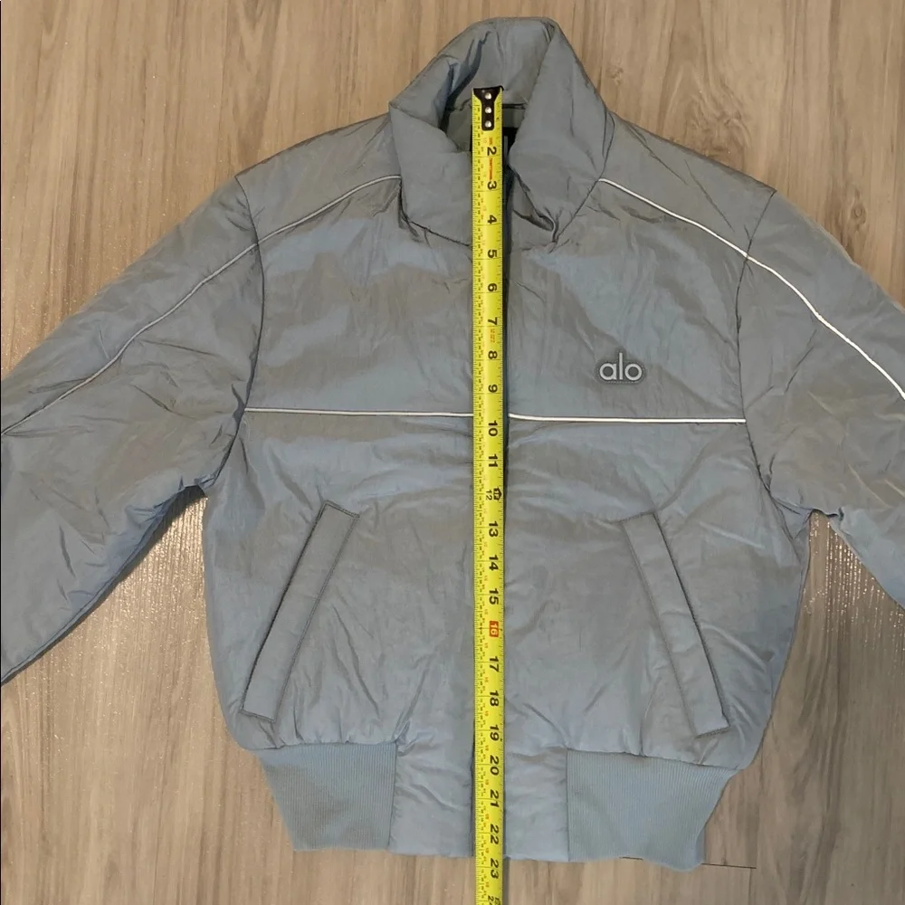 Alo Stand Collar Full Zip Drop Top Puffer Jacket in Cosmic Grey